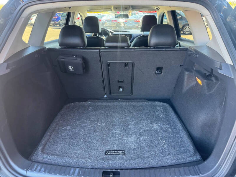 2022 Volkswagen Taos SE 4Motion