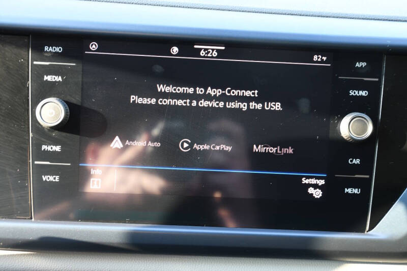 2022 Volkswagen Taos SE