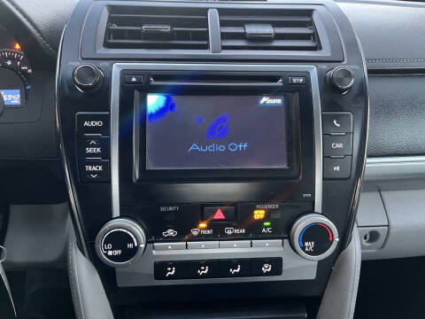 2014 Toyota Camry LE