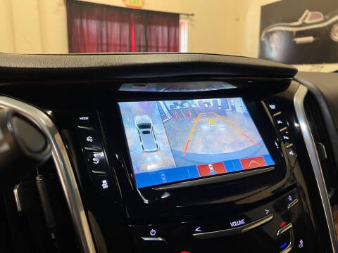 2018 Cadillac Escalade Luxury