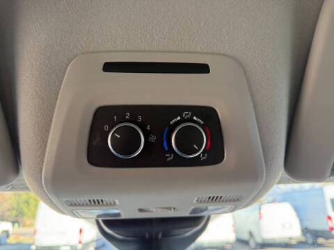 2023 Ford Transit 350 XLT