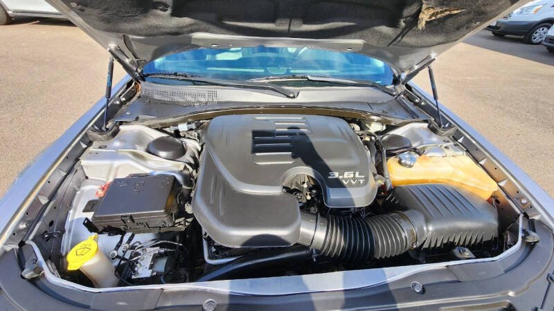 2016 Chrysler 300 C