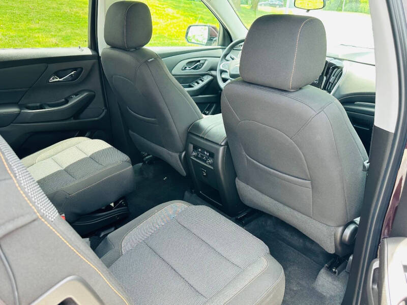 2018 Chevrolet Traverse LT Cloth