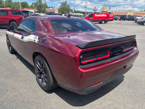 2022 Dodge Challenger