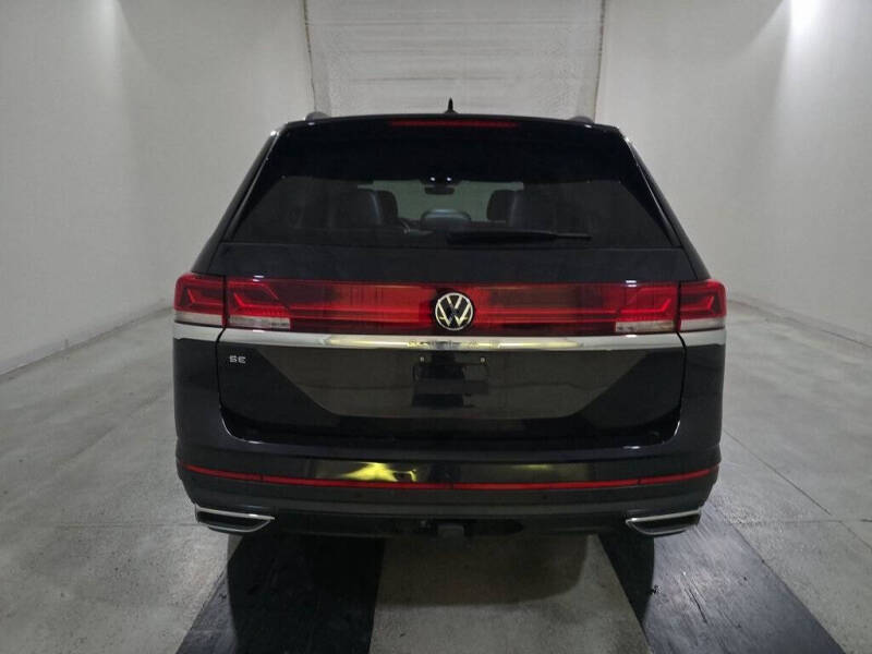 2024 Volkswagen Atlas SE