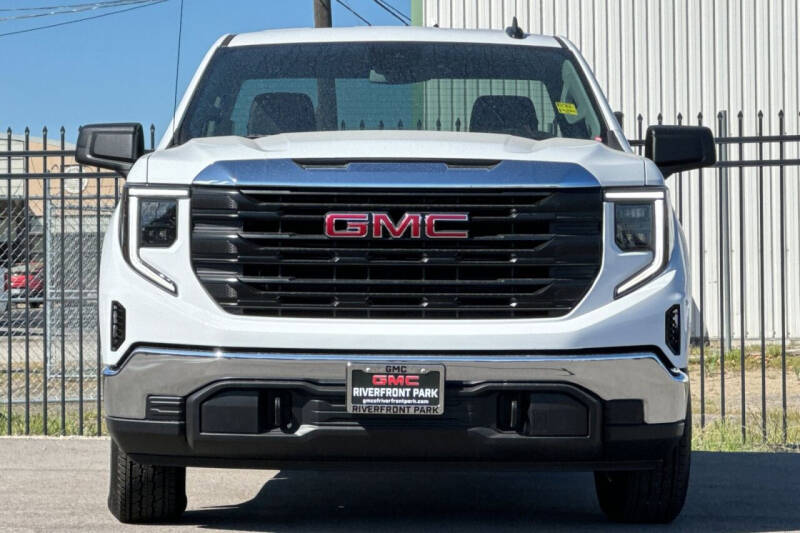 2024 GMC Sierra 1500 Pro