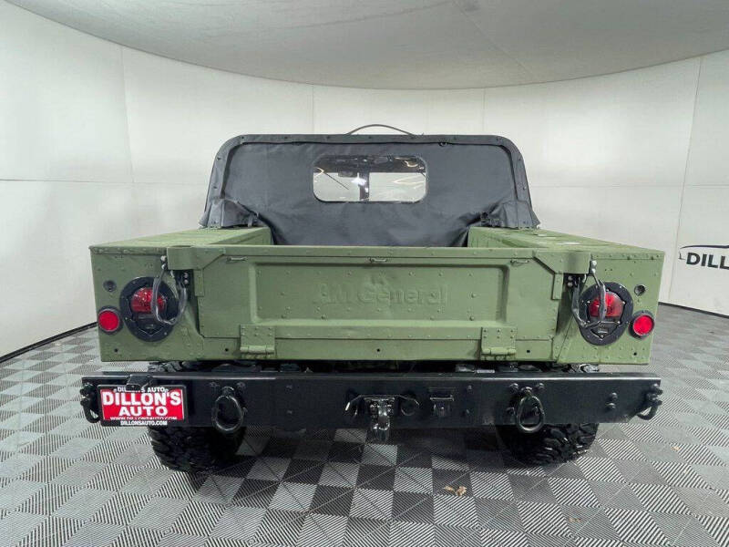 2006 AM General Hummer