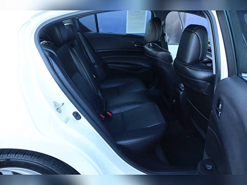 2016 Acura ILX w/Tech