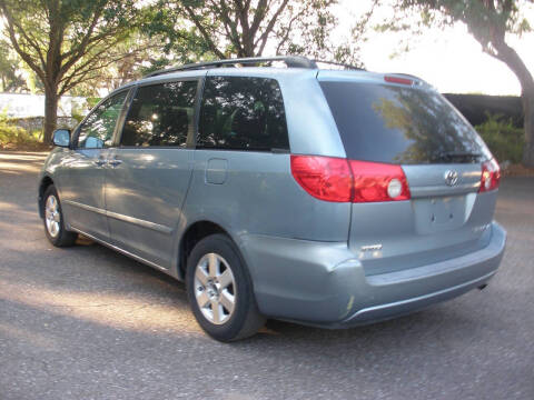 2007 Toyota Sienna CE 7-Passenger