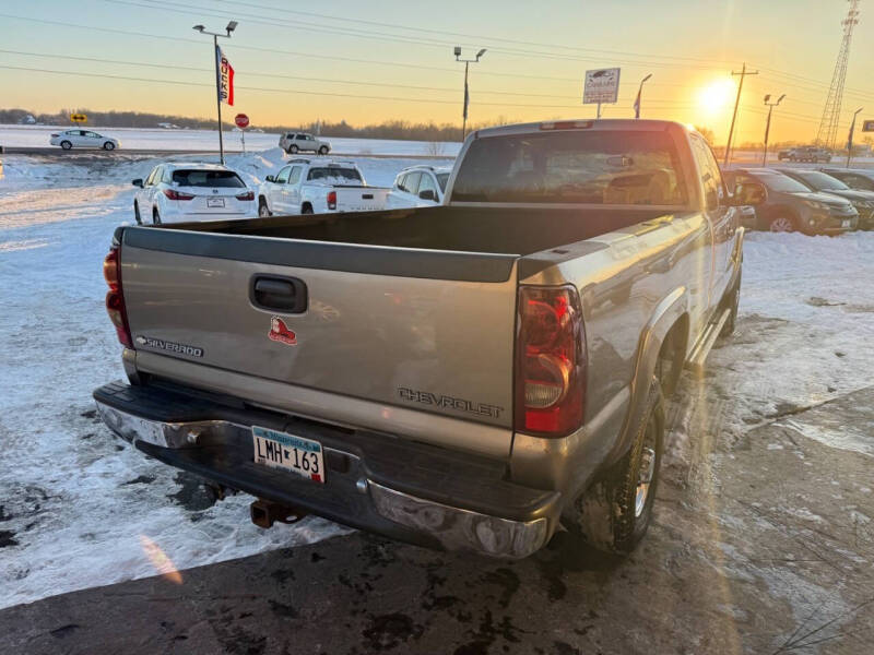 2003 Chevrolet Silverado 2500HD LS