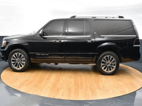 2017 Lincoln Navigator L Select