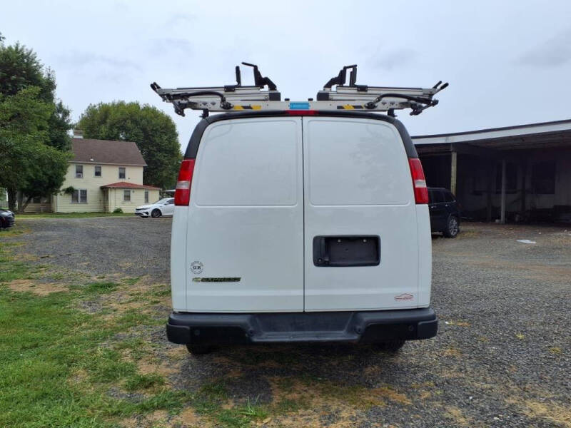 2019 Chevrolet Express 2500