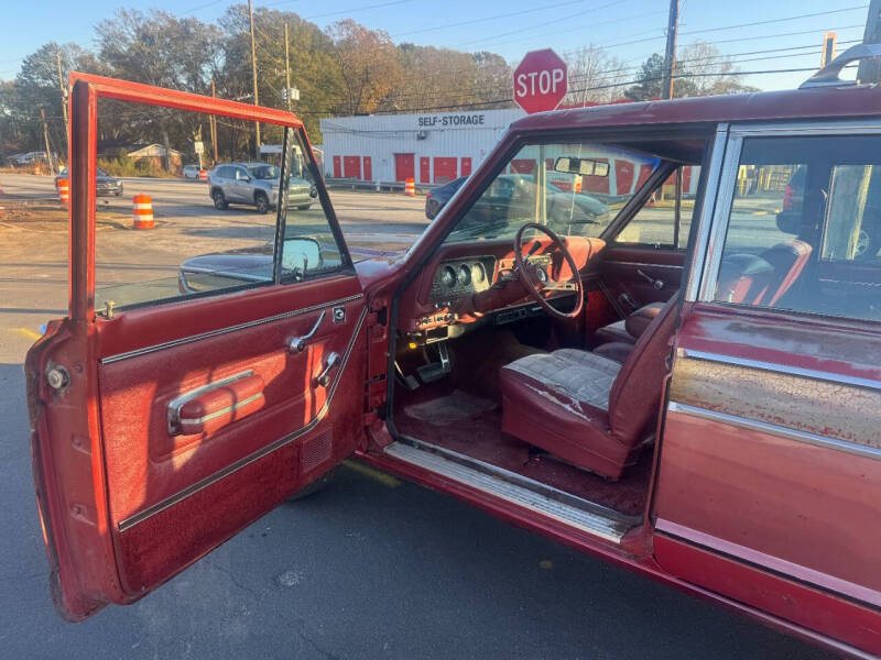 1984 Jeep Waggoner