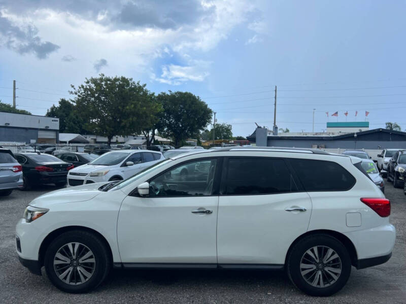 2018 Nissan Pathfinder SL