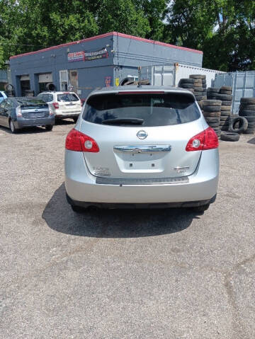 2012 Nissan Rogue S