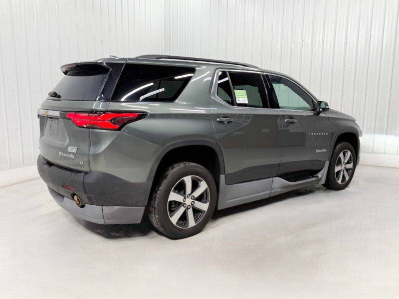 2022 Chevrolet Traverse LT Leather