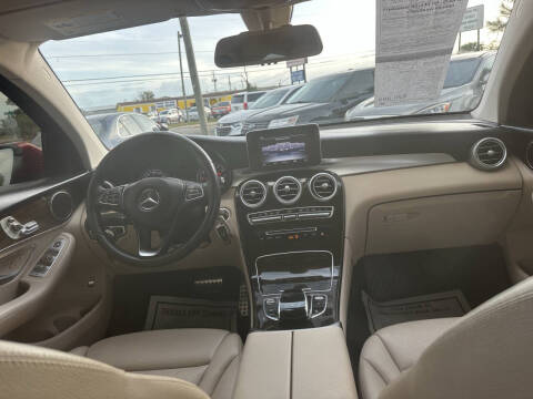 2017 Mercedes-Benz GLC GLC 300 4MATIC