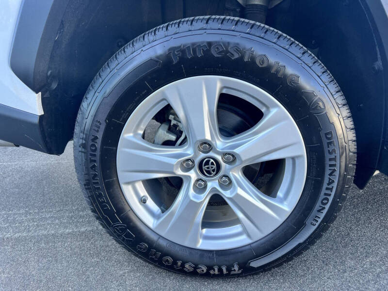 2019 Toyota RAV4 Hybrid LE