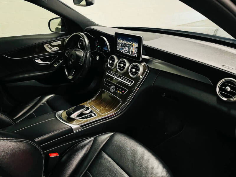 2016 Mercedes-Benz C-Class