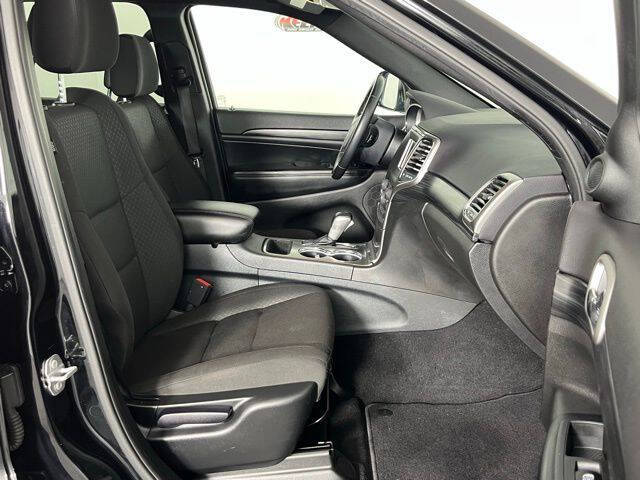 2020 Jeep Grand Cherokee Laredo E
