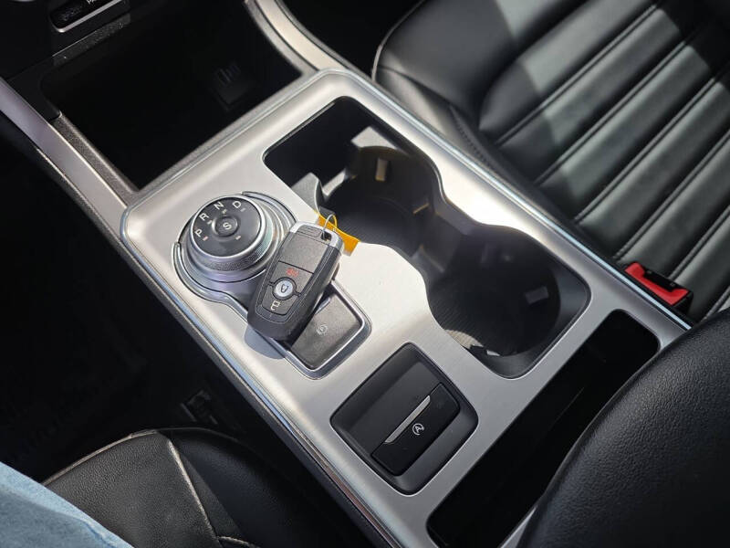 2022 Ford Edge SEL