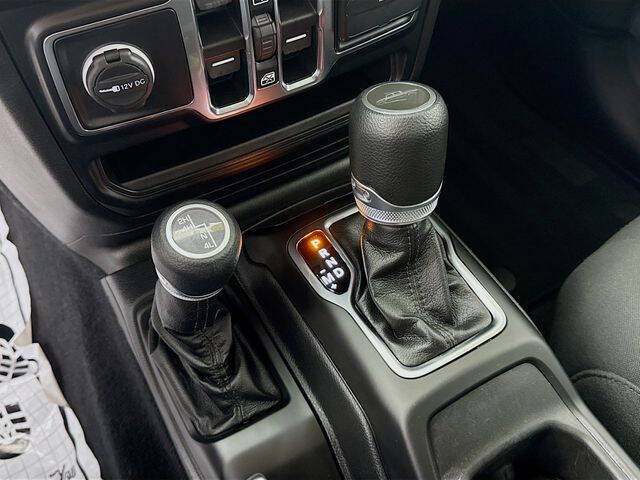 2022 Jeep Gladiator Sport