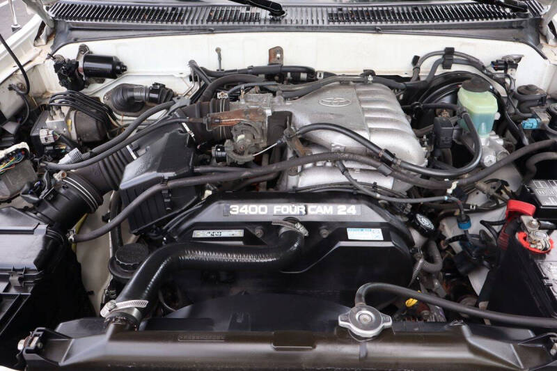 2000 Toyota 4Runner SR5