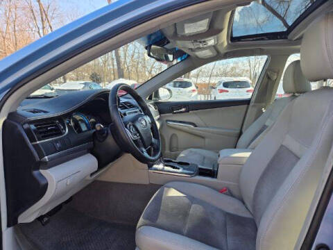 2012 Toyota Camry Hybrid XLE