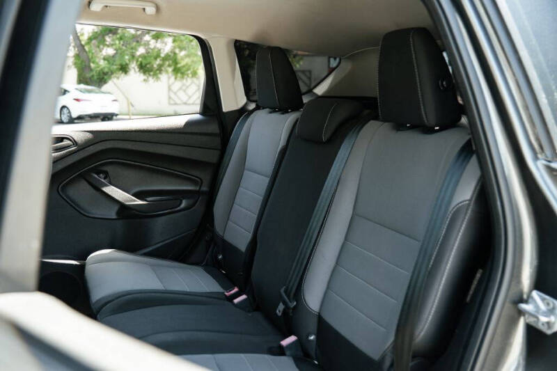 2017 Ford Escape S