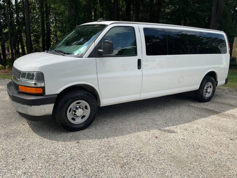 2017 Chevrolet Express LT 3500