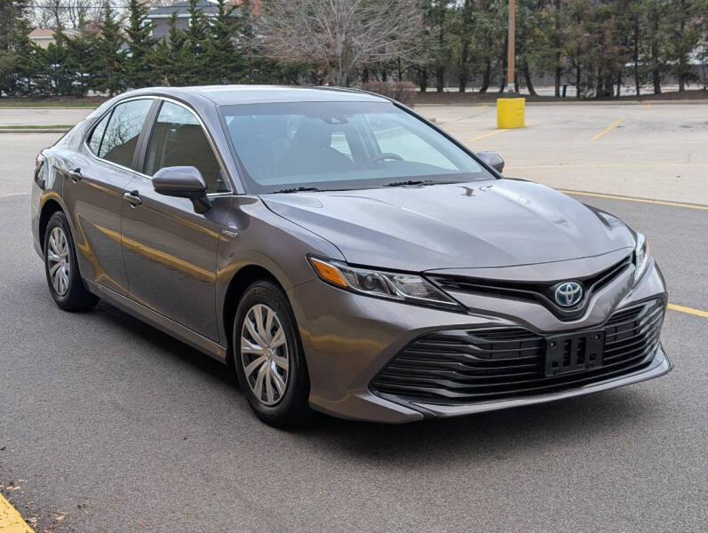 2018 Toyota Camry Hybrid LE