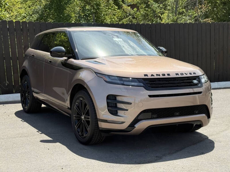 2026 Land Rover Range Rover Evoque P250 Dynamic SE