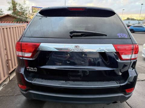 2011 Jeep Grand Cherokee Laredo
