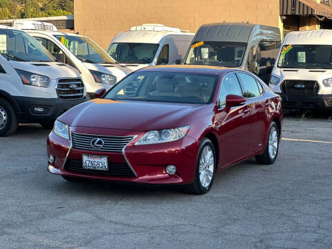 2013 Lexus ES 300h