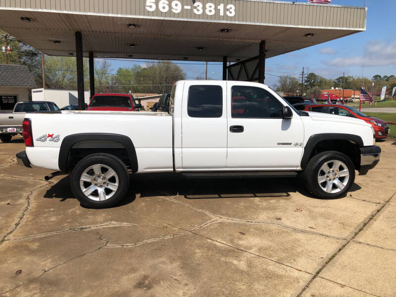2006 Chevrolet Silverado 1500 for sale at BOB SMITH AUTO SALES in Mineola TX
