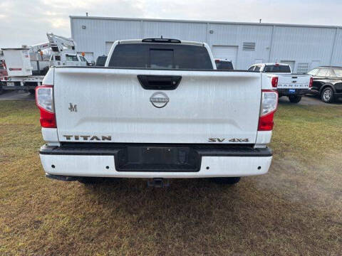 2024 Nissan Titan SV