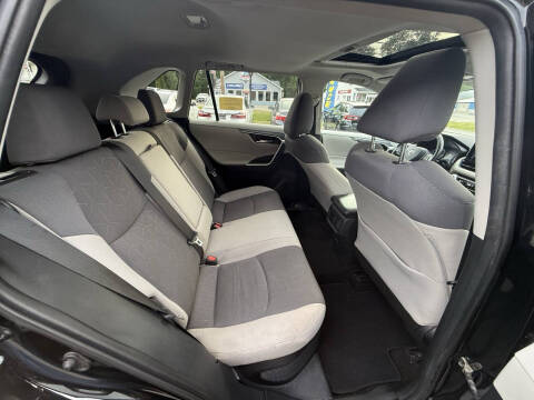 2019 Toyota RAV4 Hybrid XLE