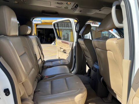2012 Nissan Armada SV