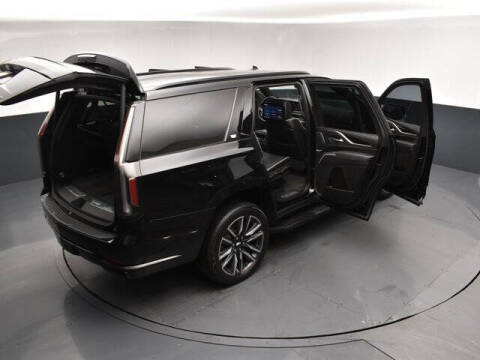 2023 Cadillac Escalade Sport