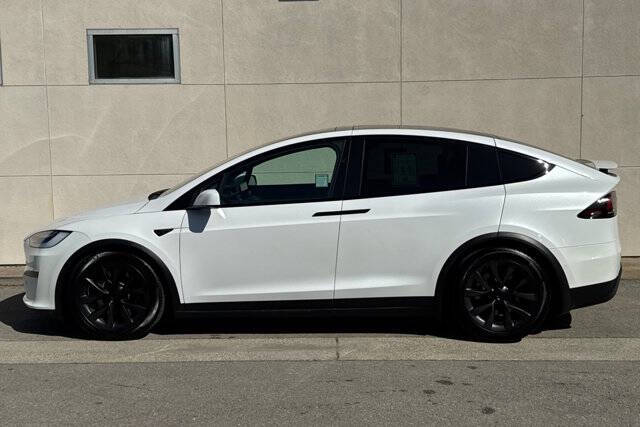 2023 Tesla Model X Standard Range
