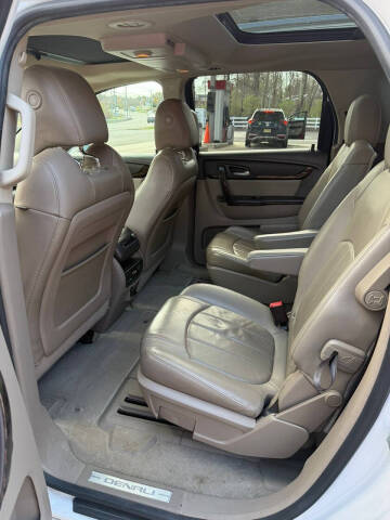 2016 GMC Acadia Denali