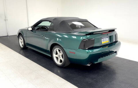 2003 Ford Mustang