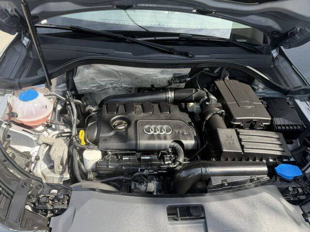 2015 Audi Q3 2.0T Premium Plus