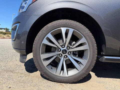 2020 Ford Expedition Platinum