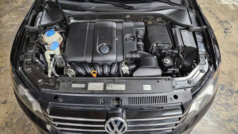 2013 Volkswagen Passat SE photo 51