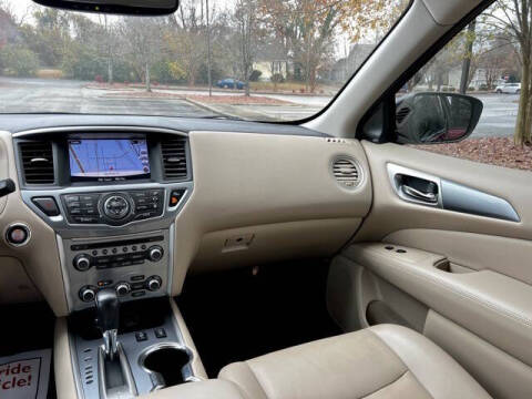 2018 Nissan Pathfinder SL