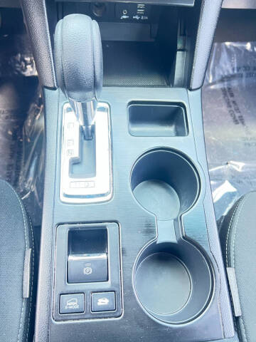 2019 Subaru Outback 2.5i