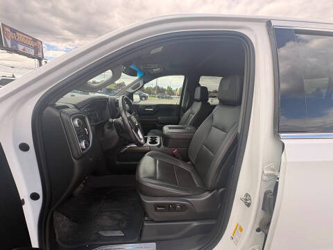 2021 GMC Sierra 1500 SLT