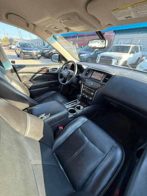 2014 Nissan Pathfinder SL