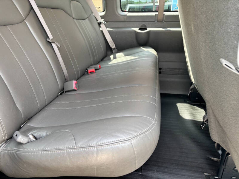 2017 Chevrolet Express LS 3500